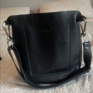M0851 Women's Black Leather Tote